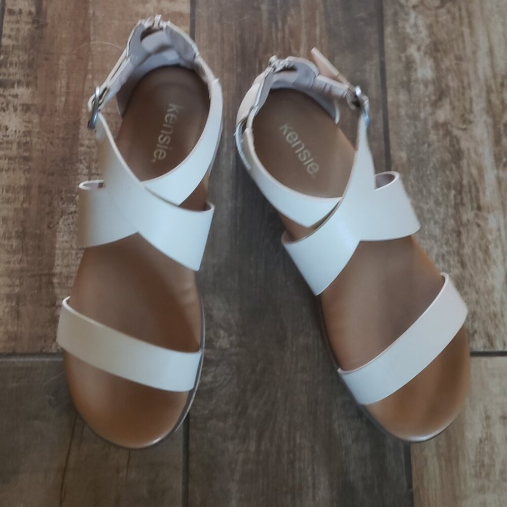 KENSIE beige strap sandals sz 9 woman's